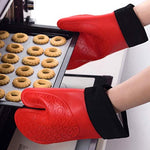 Load image into Gallery viewer, 2PCS Red Black Professional Extra Large Silicone Oven Mitts and Pot Holders Oven Gloves Heat Resistant Gloves Kitchen Mittens BBQ Gloves for Cooking Grill Gloves Rubber Oven Mitt Cooking Gloves
